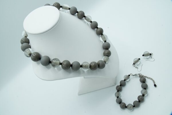 Opaque necklace - Image 23