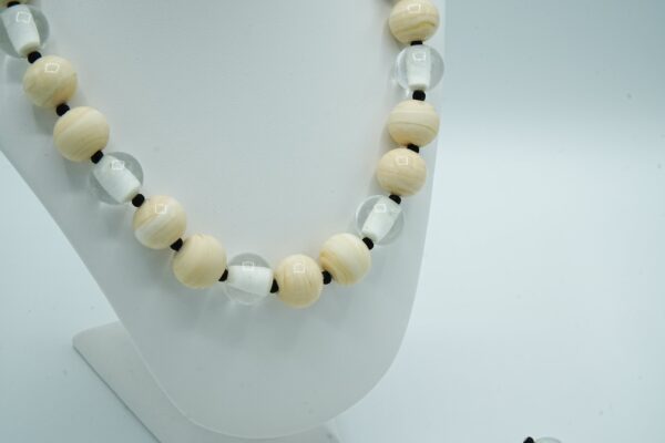 Opaque necklace - Image 27