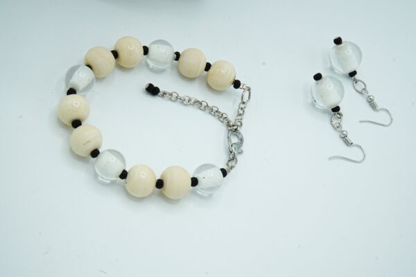 Opaque necklace - Image 25
